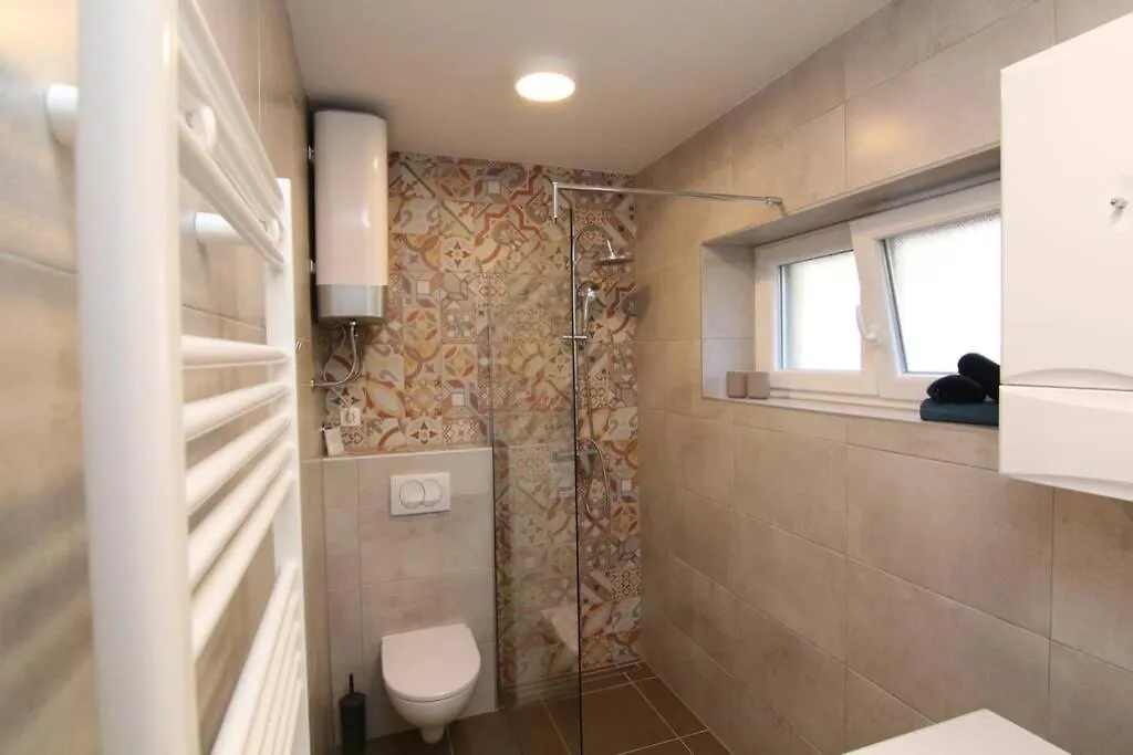 Fast Friend - Cozy Apartment In The Center With Private Garage Rijeka Croatia