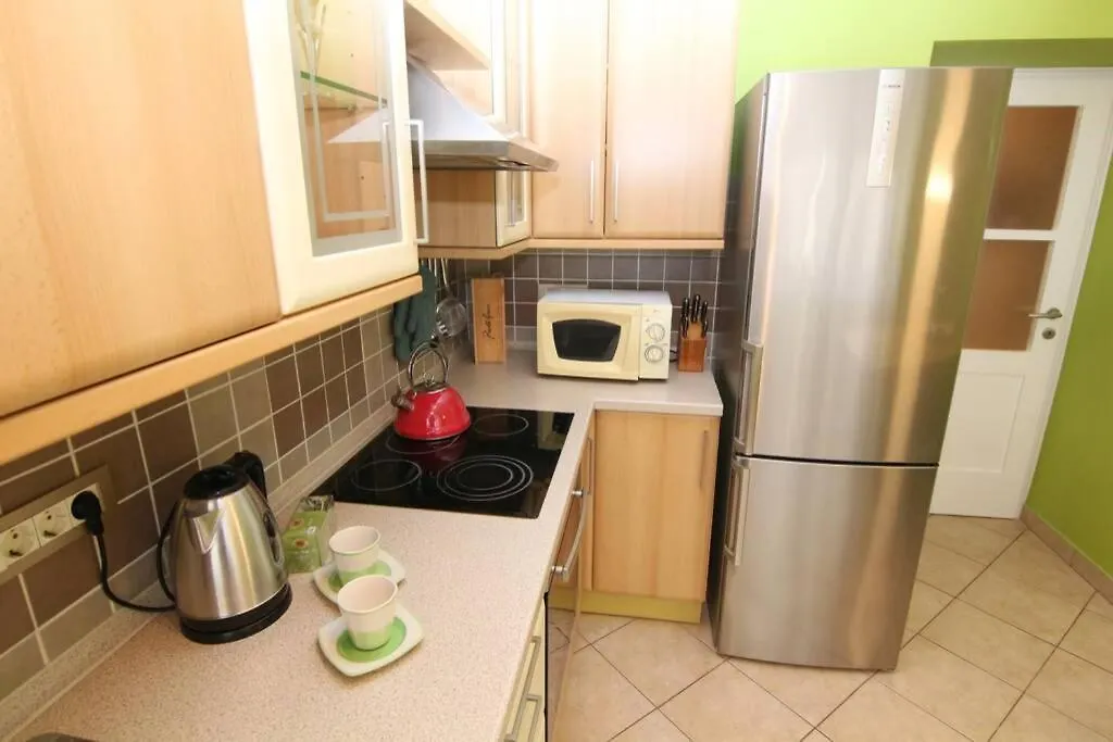 Fast Friend - Cozy Apartment In The Center With Private Garage Rijeka 0*,  Croatia