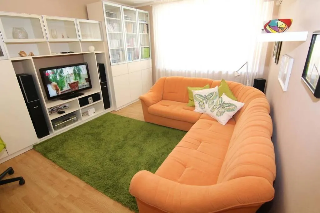 Fast Friend - Cozy Apartment In The Center With Private Garage Rijeka