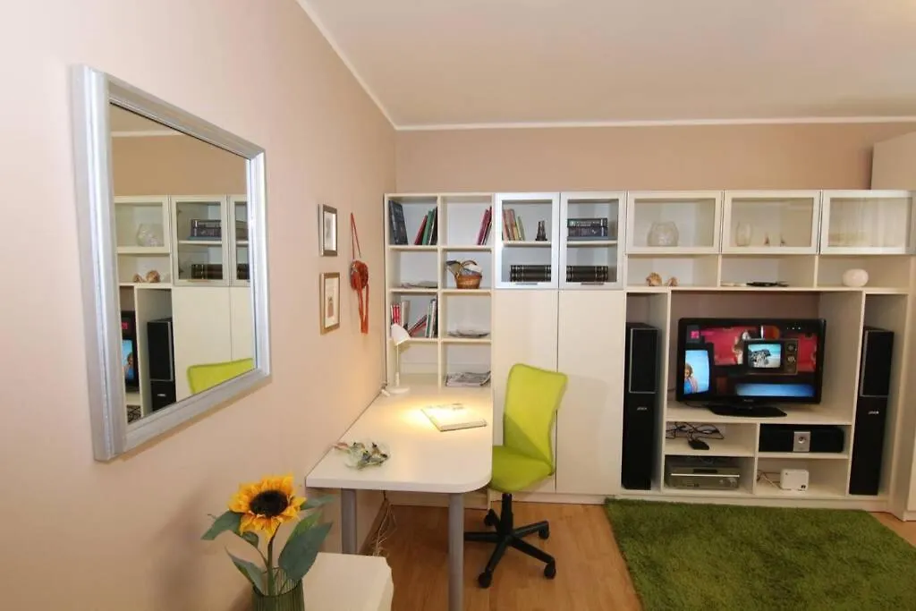 Fast Friend - Cozy Apartment In The Center With Private Garage Rijeka Croatia